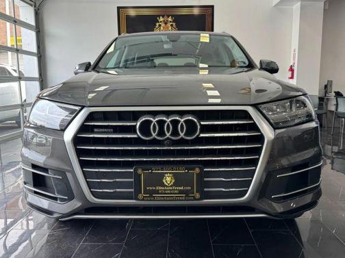 2019 Audi Q7 45 Premium Plus