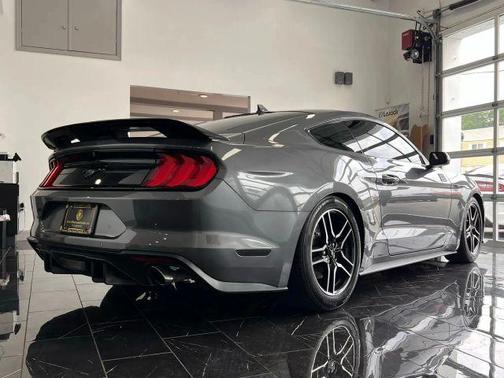2021 Ford Mustang EcoBoost Premium
