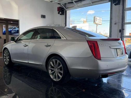2016 Cadillac XTS Luxury Collection
