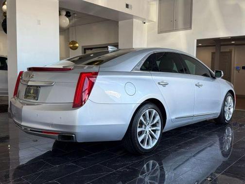 2016 Cadillac XTS Luxury Collection