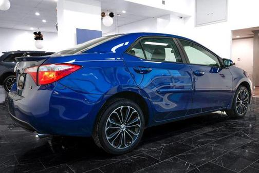 2016 Toyota Corolla LE Premium