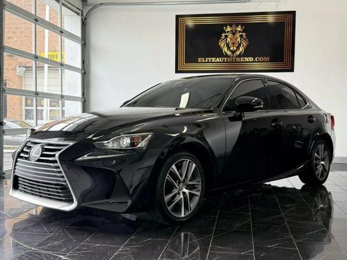 2018 Lexus IS 300 Base