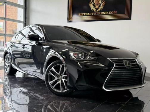 2018 Lexus IS 300 Base
