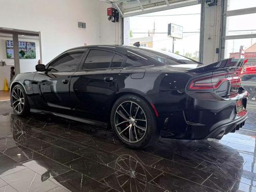 2016 Dodge Charger R/T Scat Pack