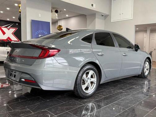 2021 Hyundai SONATA SE