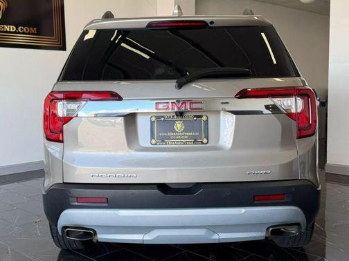 2022 GMC Acadia SLE