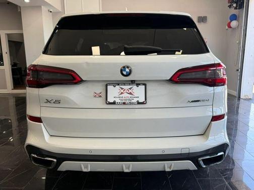 White 2019 BMW X5 xDrive50i