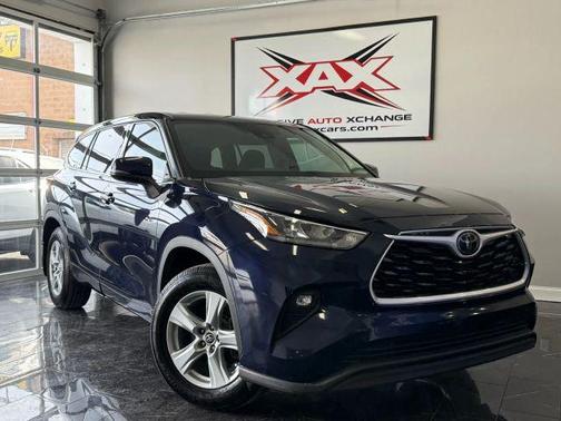 2020 Toyota Highlander LE