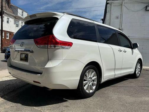 2011 Toyota Sienna Limited