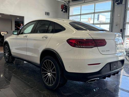 2022 Mercedes-Benz GLC 300 4MATIC Coupe