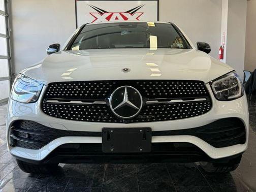 2022 Mercedes-Benz GLC 300 4MATIC Coupe