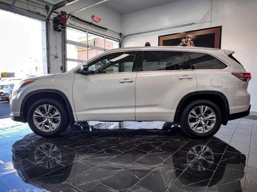 2014 Toyota Highlander XLE