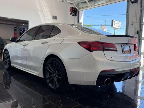 2019 Acura TLX V6 Technology & A-Spec