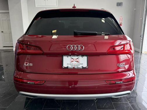 Matador Red Metallic 2018 Audi Q5 2.0T Tech Premium