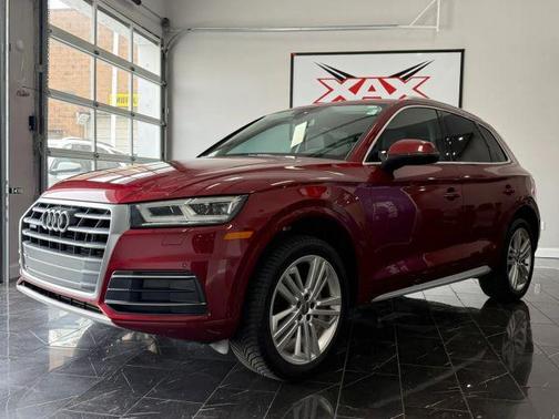 Matador Red Metallic 2018 Audi Q5 2.0T Tech Premium