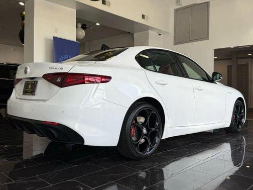 2022 Alfa Romeo Giulia Ti