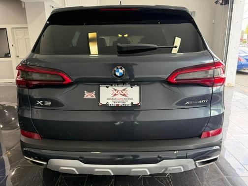 Gray 2019 BMW X5 xDrive40i