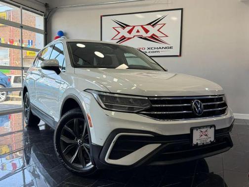 Pure White 2022 Volkswagen Tiguan 2.0T SE