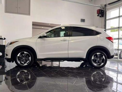 2018 Honda HR-V EX-L w/Navigation