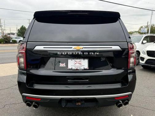 Black 2021 Chevrolet Suburban High Country