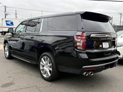 Black 2021 Chevrolet Suburban High Country