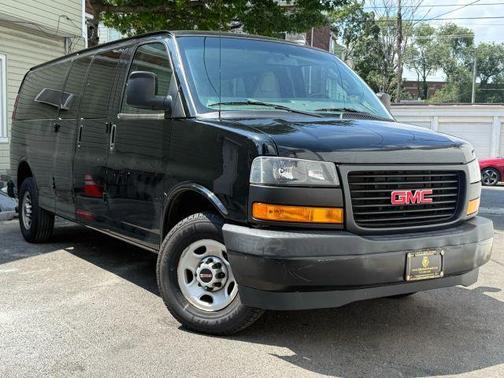 2020 GMC Savana 3500 LS