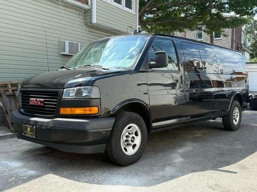 2020 GMC Savana 3500 LS