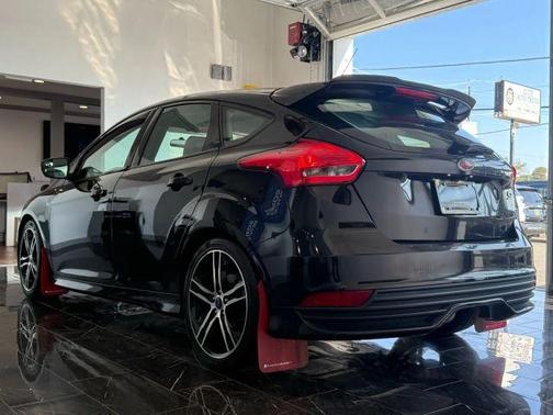2017 Ford Focus ST Base