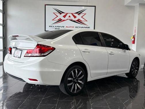 White 2015 Honda Civic EX-L