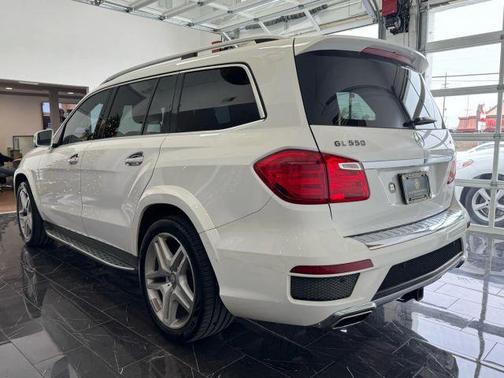 2015 Mercedes-Benz GL-Class GL 550 4MATIC