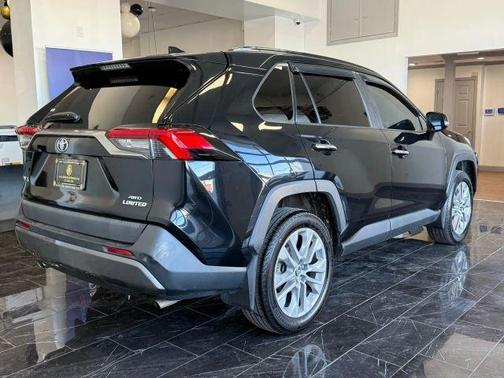 2019 Toyota RAV4 Limited