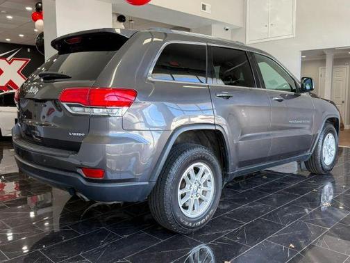 2019 Jeep Grand Cherokee Laredo