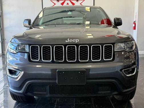 2019 Jeep Grand Cherokee Laredo