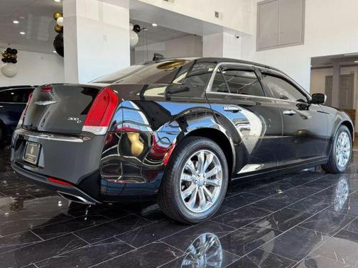 2017 Chrysler 300C Base