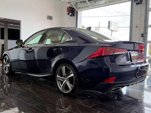 2017 Lexus IS 300 Base