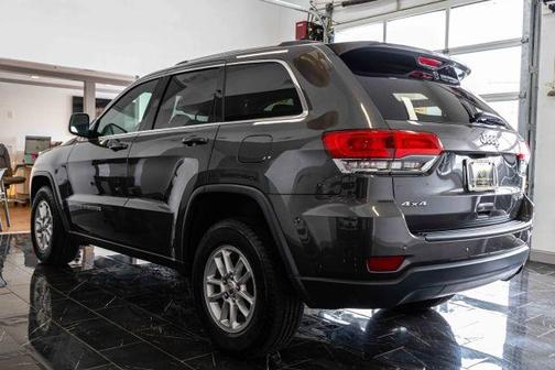 2019 Jeep Grand Cherokee Laredo