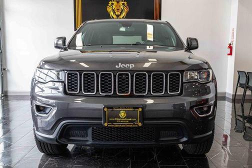 2019 Jeep Grand Cherokee Laredo