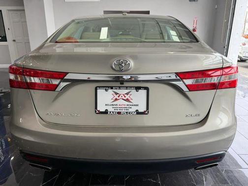 Gold 2015 Toyota Avalon XLE