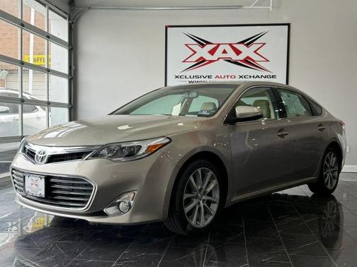 Gold 2015 Toyota Avalon XLE