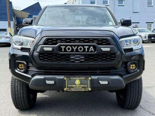 2018 Toyota Tacoma SR5