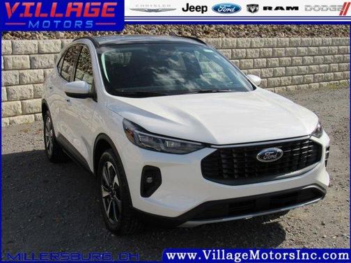 2025 Ford Escape Platinum