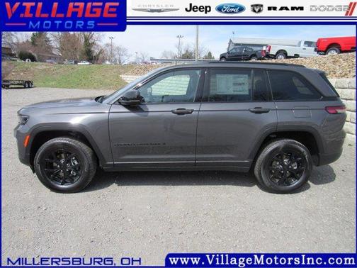 2025 Jeep Grand Cherokee Laredo