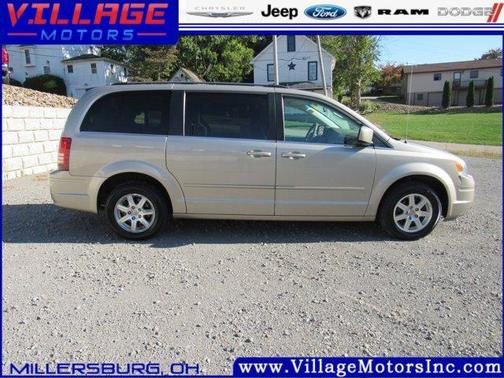 2008 Chrysler Town & Country Touring