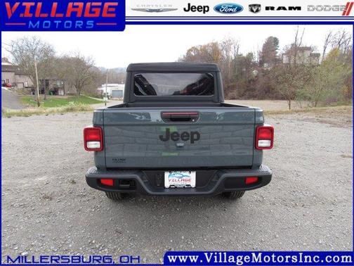 2026 Jeep Gladiator Sport