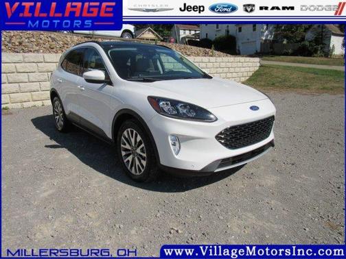 2022 Ford Escape Titanium
