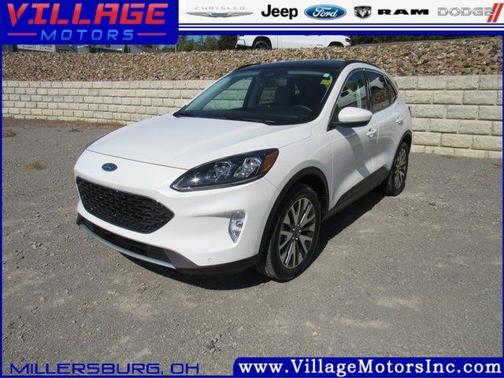 2022 Ford Escape Titanium