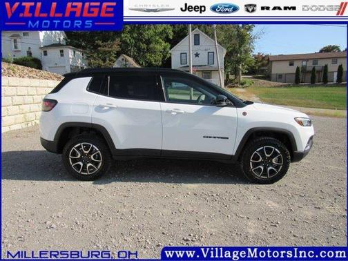 2025 Jeep Compass Trailhawk