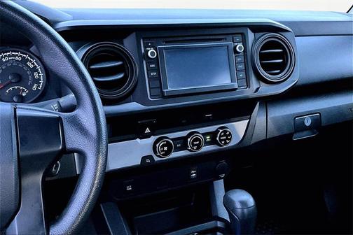 2016 Toyota Tacoma SR