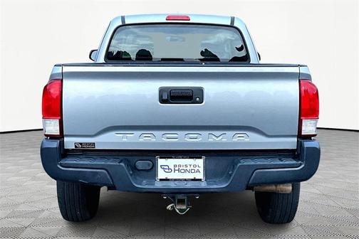 2016 Toyota Tacoma SR