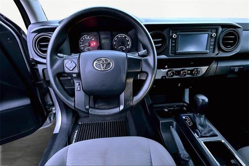 2016 Toyota Tacoma SR